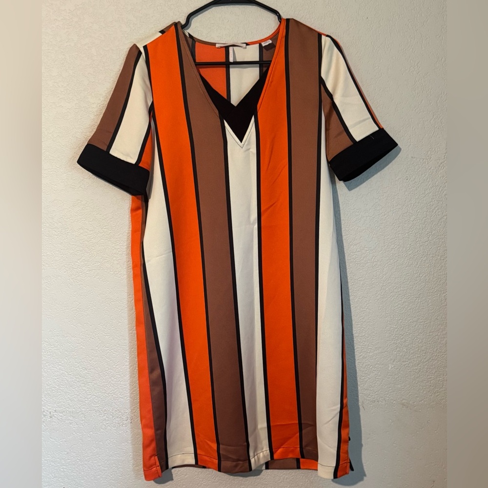 Striped V-Neck Shift Dress in Orange, Brown & Cream
SCOTCH & SODA